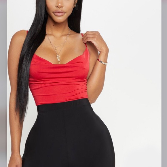 PrettyLittleThing Red Bodysuit - Picture 3 of 4